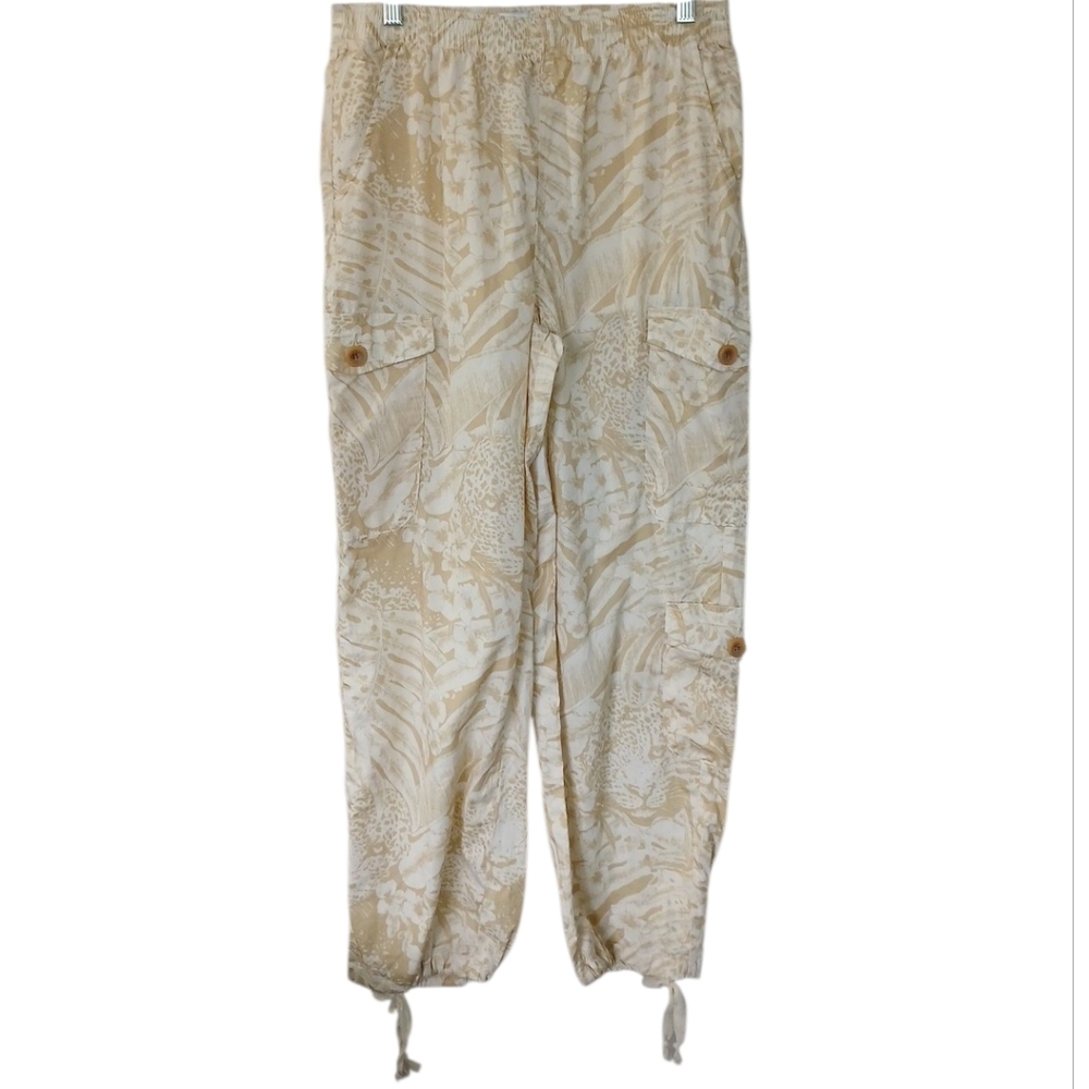 BDG Urban Outfitters NWT Cream Tropical Patterned Cargo Pants Size Small